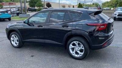 2024 Chevrolet Trax FWD 4dr LS