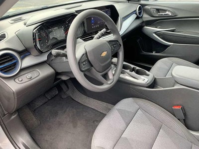 2025 Chevrolet Trax FWD 4dr LS