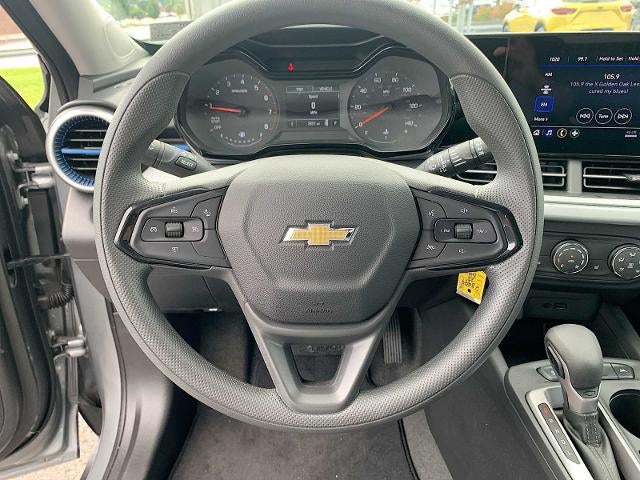 2025 Chevrolet Trax LS - Photo 11