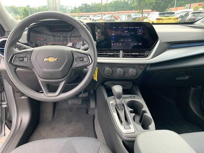 2025 Chevrolet Trax FWD 4dr LS