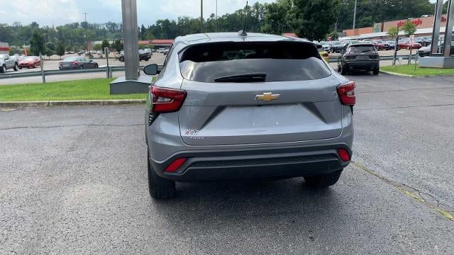 2025 Chevrolet Trax LS - Photo 7