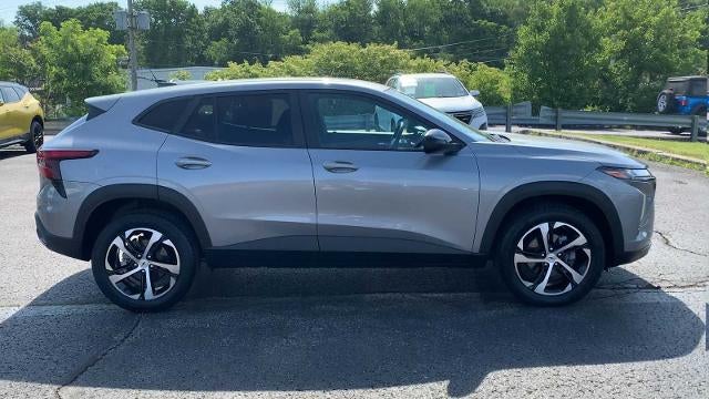2024 Chevrolet Trax RS - Photo 9