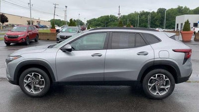 2024 Chevrolet Trax FWD 4dr LT