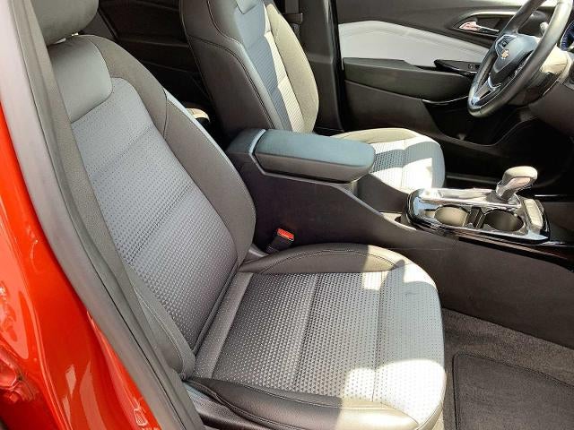 2024 Chevrolet Trax FWD 4dr LT
