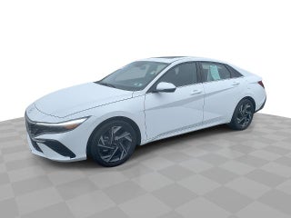 2025 Hyundai Elantra Limited IVT