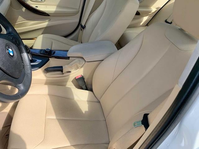 2014 BMW 320i Sedan