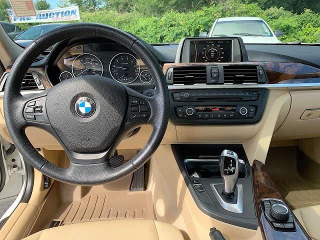 2014 BMW 320i Sedan