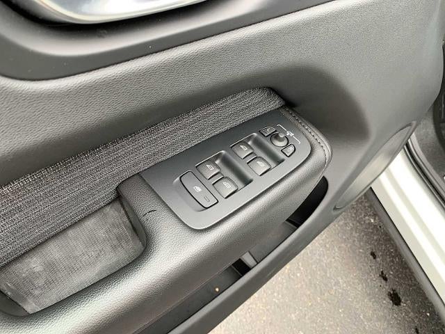 2023 Volvo XC60 B5 AWD Core