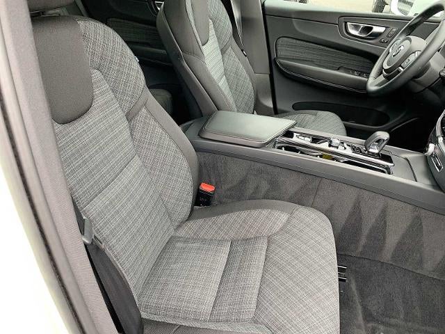 2023 Volvo XC60 B5 AWD Core