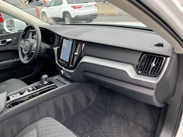 2023 Volvo XC60 B5 AWD Core