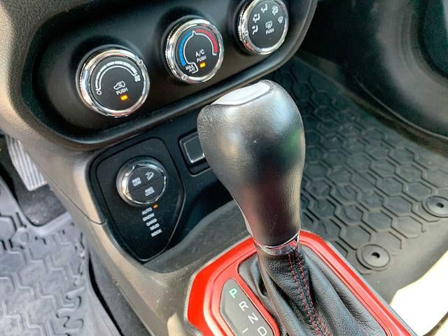 2016 Jeep Renegade Trailhawk - Photo 15