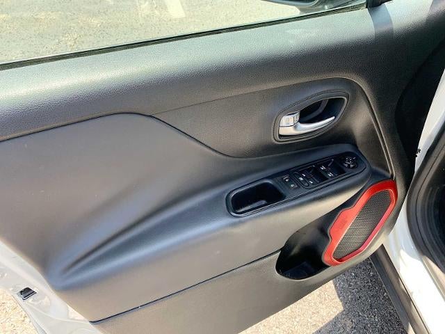 2016 Jeep Renegade Trailhawk - Photo 20