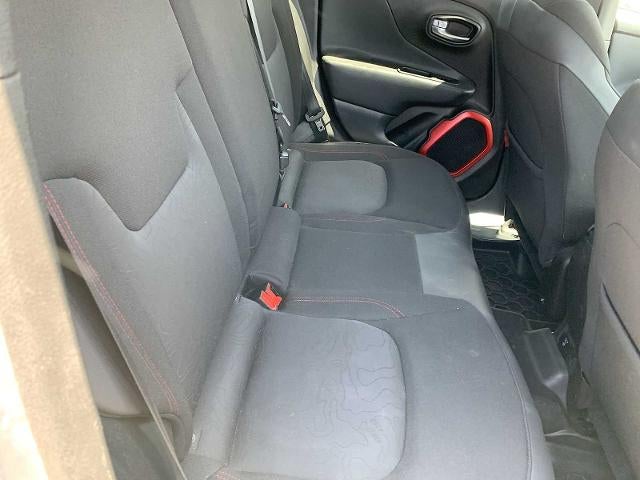 2016 Jeep Renegade Trailhawk - Photo 24